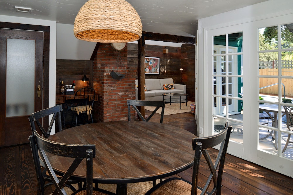 Premium Cottage photo 2