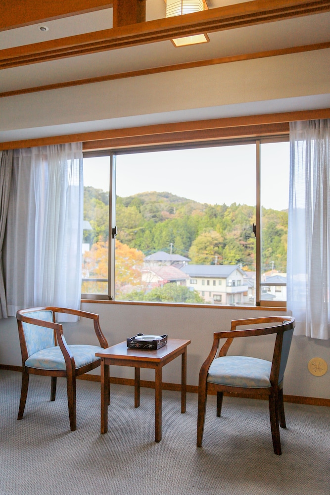 Standard Quadruple Room, Japanese Futon, Smoking