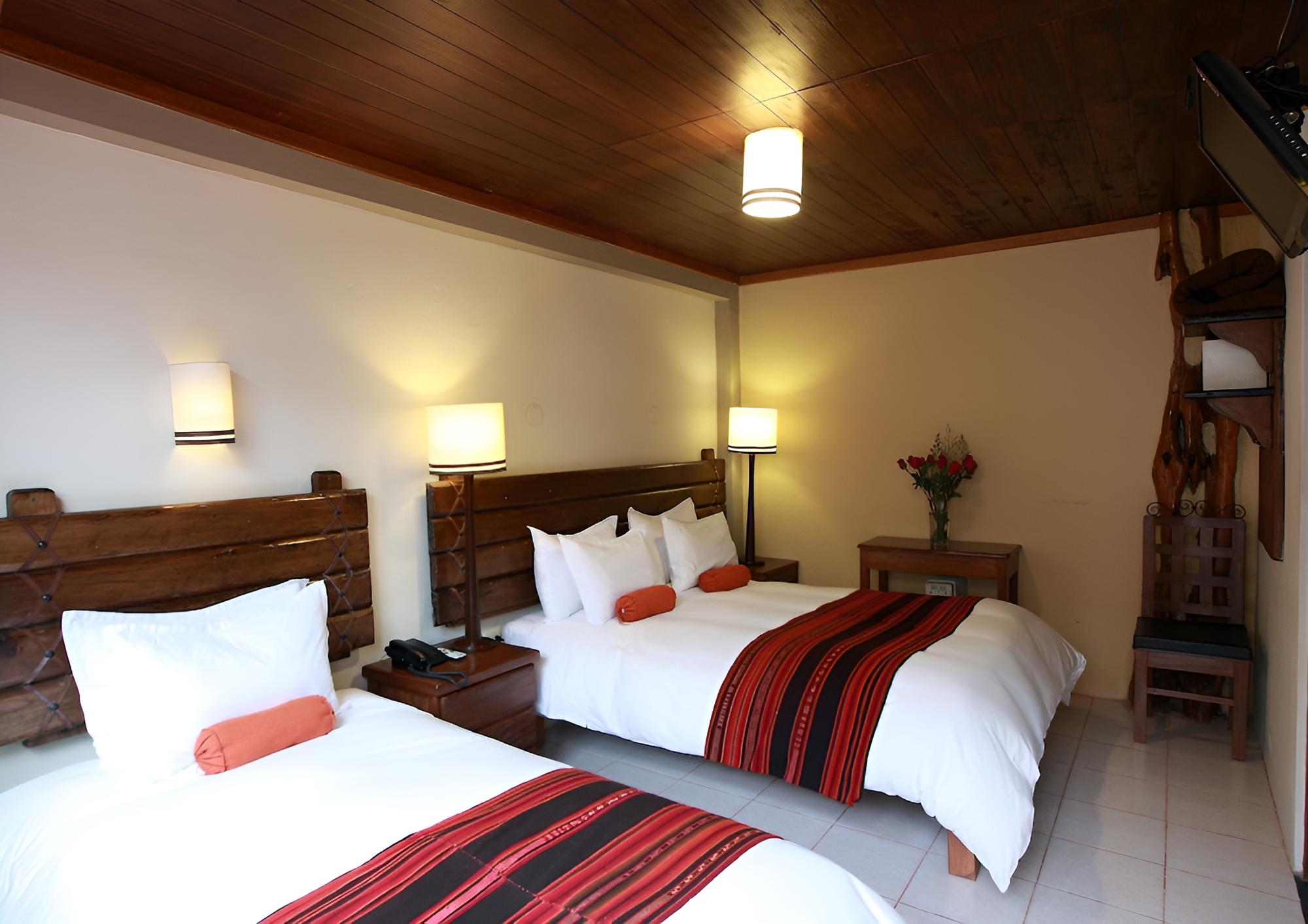 Standard Twin Room photo 2