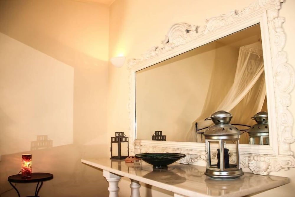 Traditional Suite photo 3