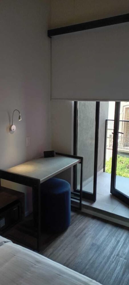 Standard Room - Photo 7