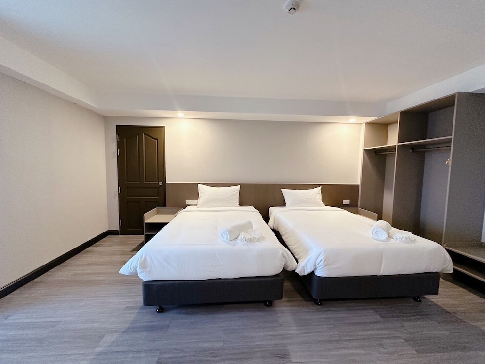 Superior Double or Twin Room photo 2