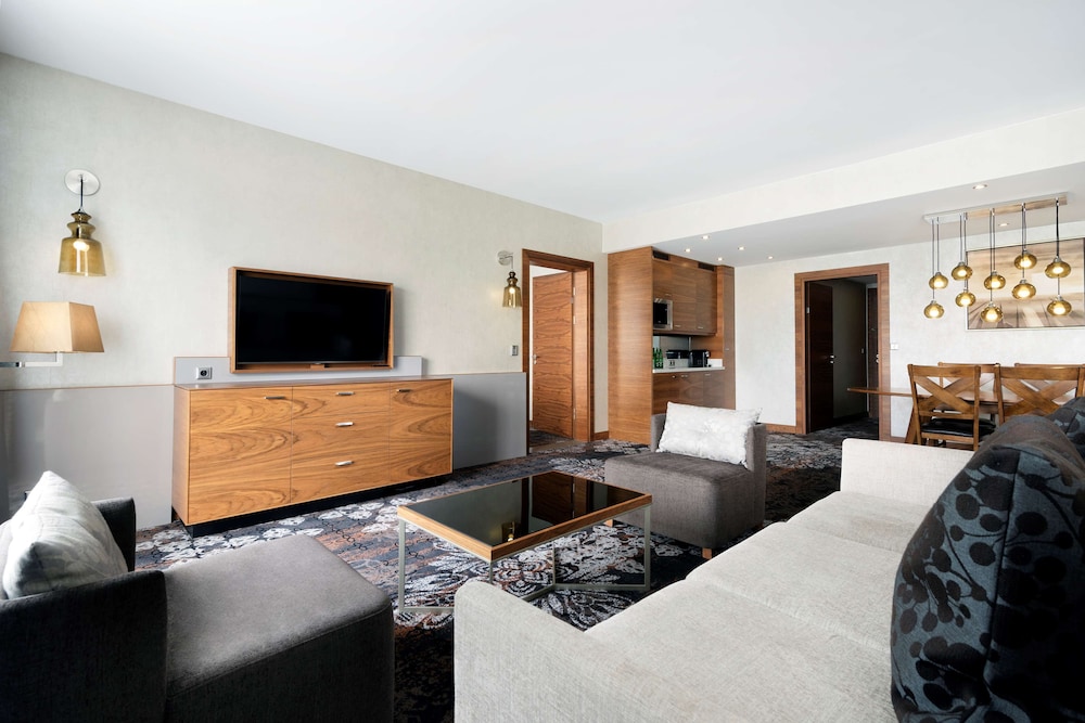 Presidential Suite, 1 King Bed, Non Smoking (Lounge Access) photo 1