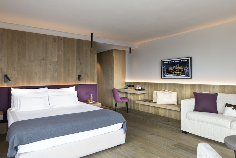 Junior Suite, Balcony photo 1