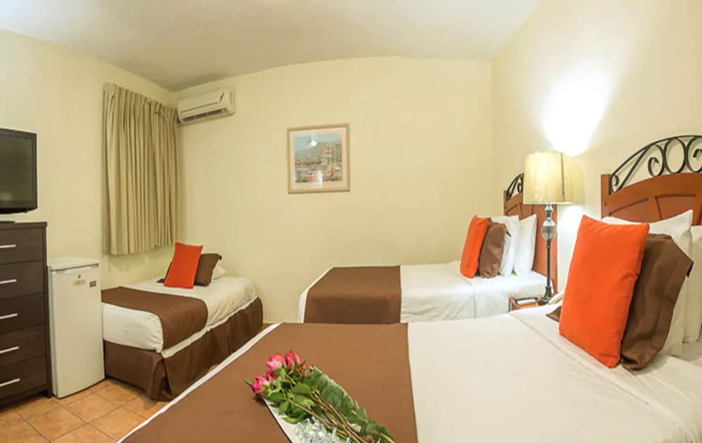 Triple Room photo 2