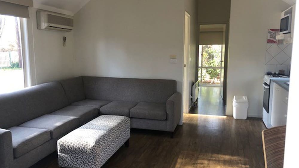 Cedar Villa photo 1