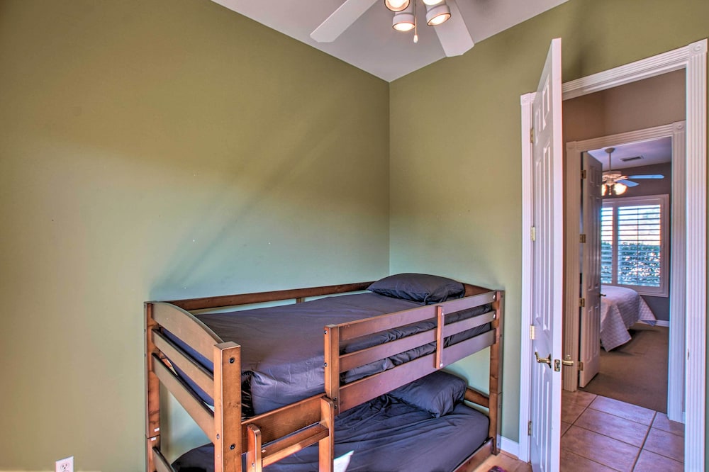 House (4 Bedrooms) photo 1