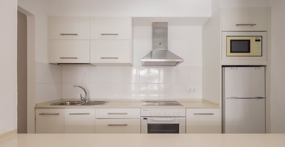 Apartment, 1 Bedroom, 2 adults and 1 child