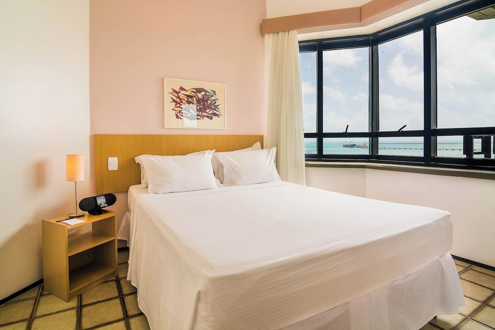 Premium Suite - Photo 2