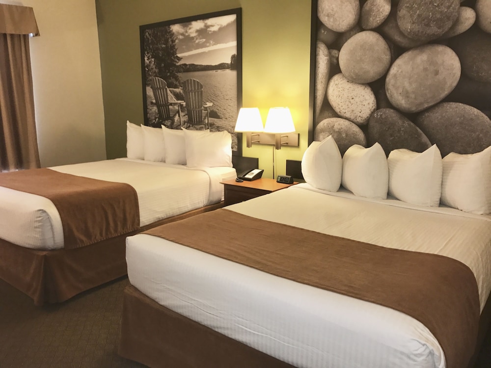Standard Room, 2 Queen Beds, Non Smoking - Photo 7