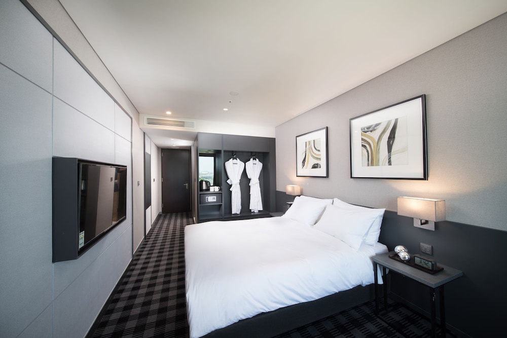 Premier Double Room (Pool not included) photo 3