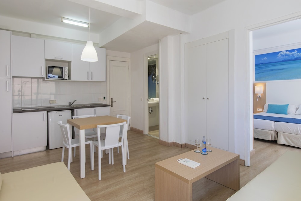 Apartment, 1 Bedroom, Balcony (Double) - Photo 6