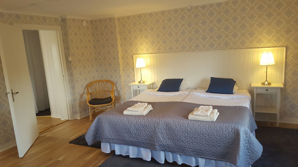 Standard Studio, 1 Bedroom, Kitchenette, Garden View photo 2