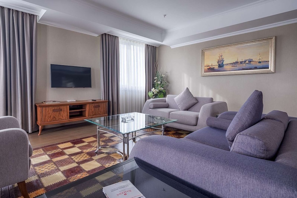 Suite, 1 Double Bed photo 3