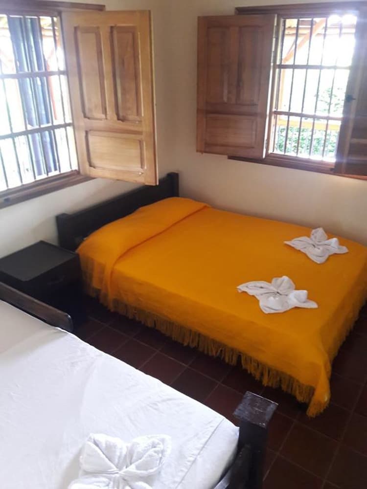 Standard Triple Room, Multiple Beds, Non Smoking photo 3