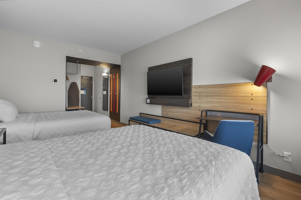 Room, 2 Queen Beds, Accessible (Hearing)