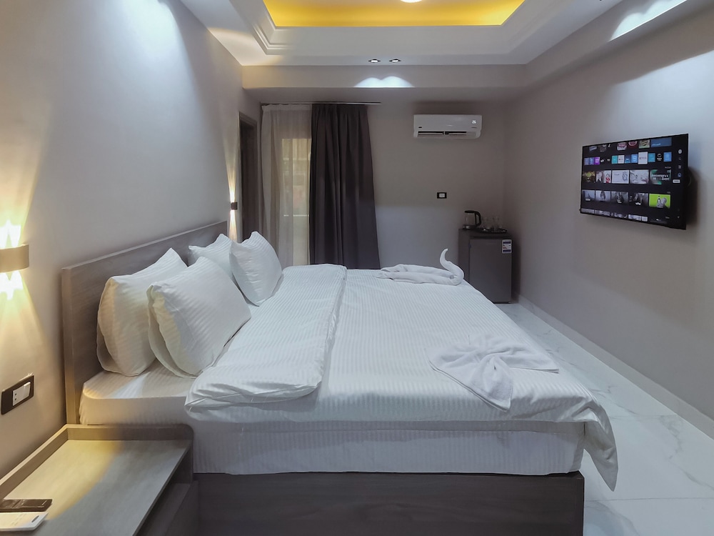 Comfort Double or Twin Room, City View
