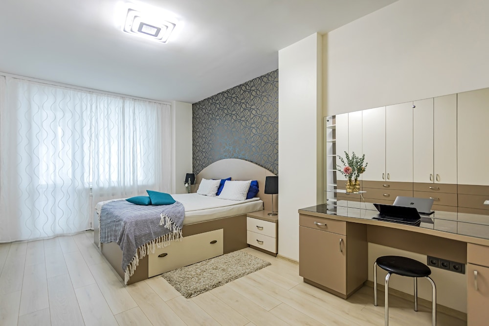 Apartment photo 1