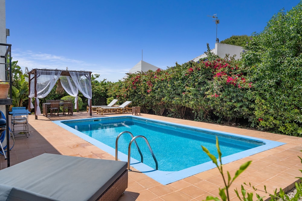 Anana Binisafua Villa With a Pool by the sea, Bild 29