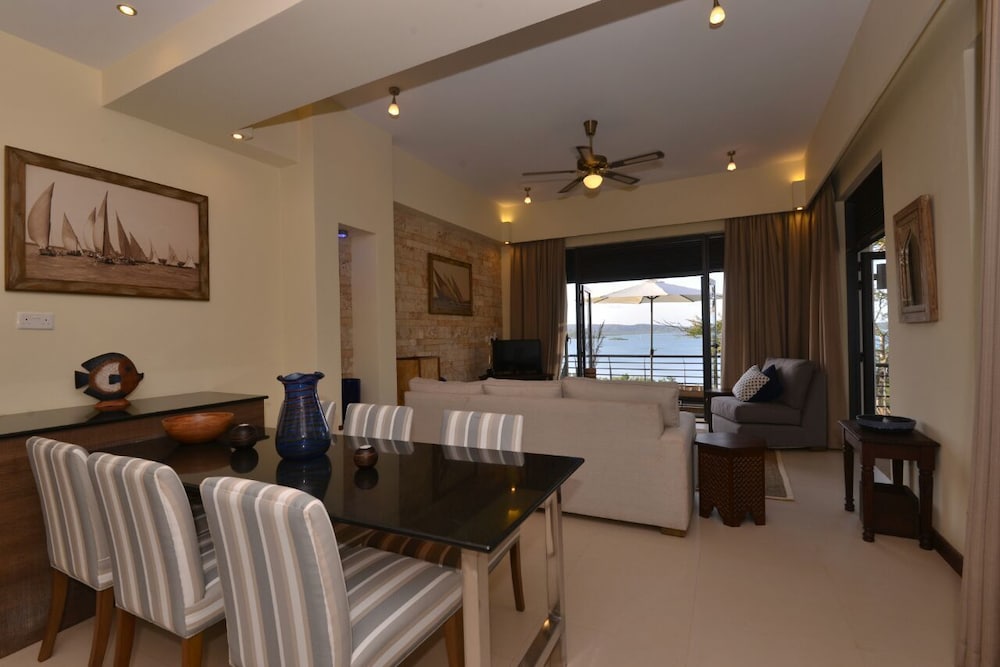 Four Bedroom House photo 2