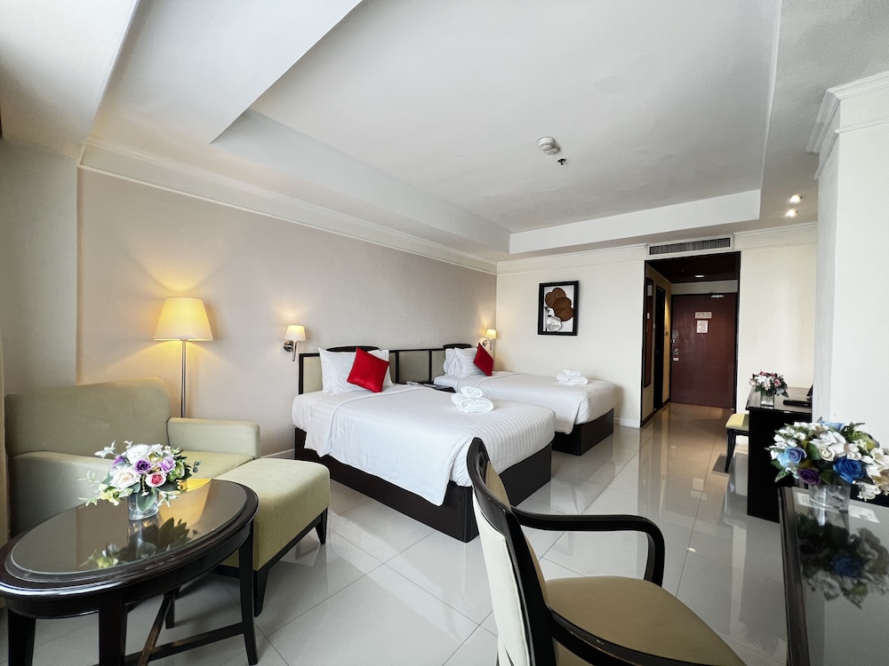 Deluxe Room, 2 Twin Beds - Photo 2