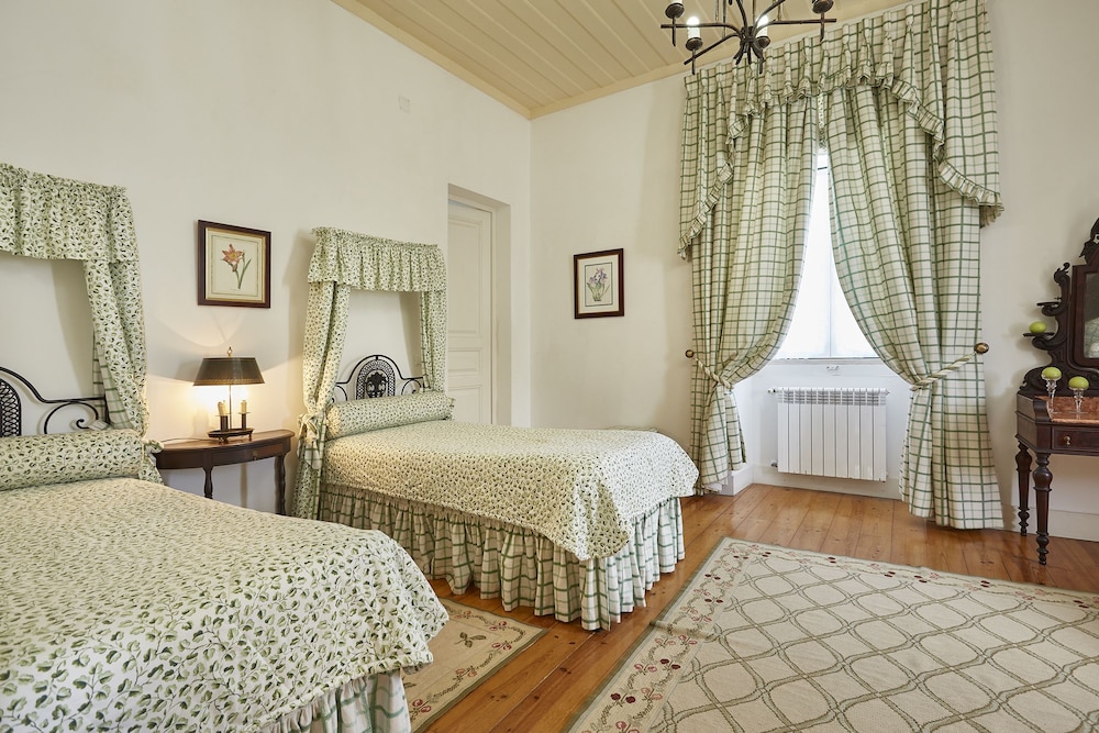 Twin Room - Photo 1