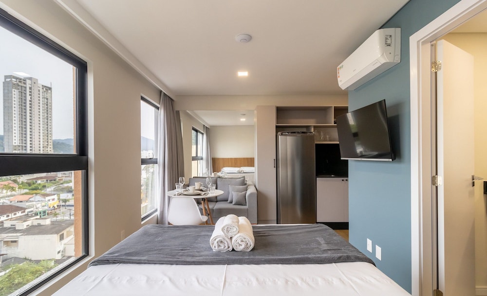 Basic Apartment photo 1