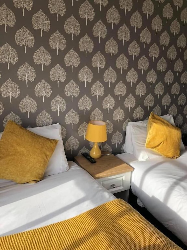 Basic Quadruple Room photo 3