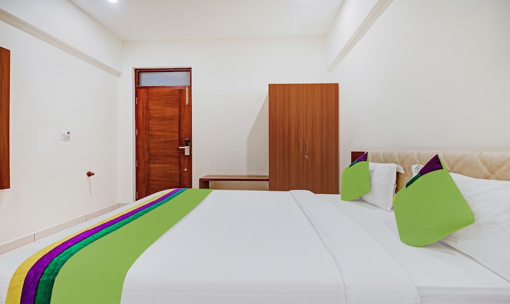 Deluxe Room - Photo 4