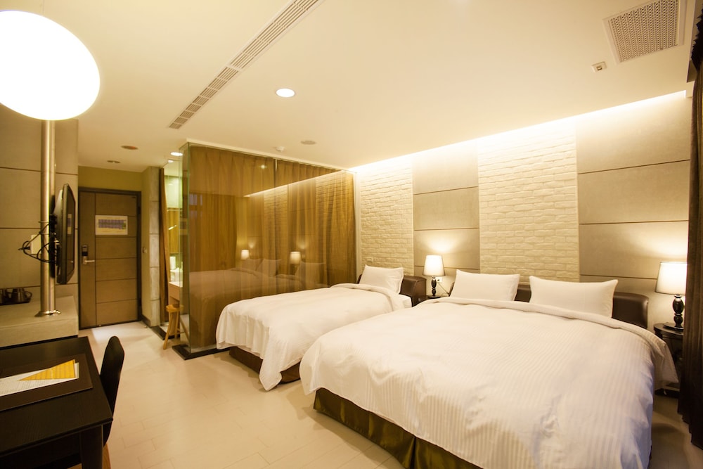 Family Triple Room, Multiple Beds, Non Smoking - Photo 1