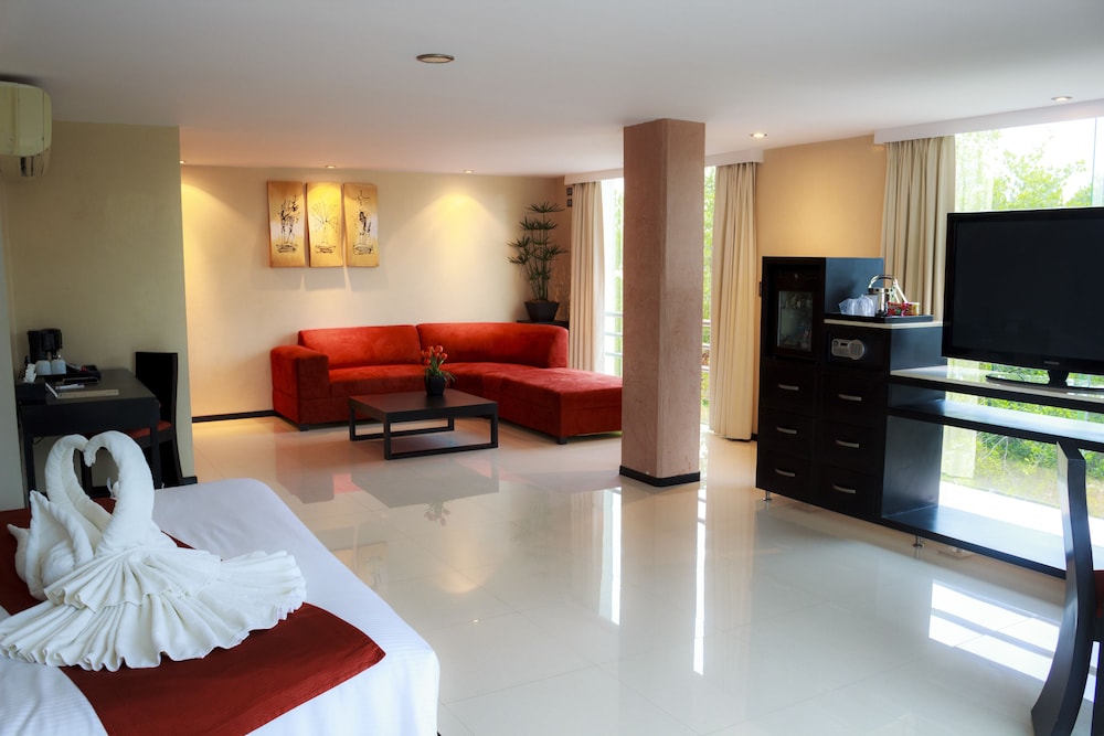Suite (Master) photo 2