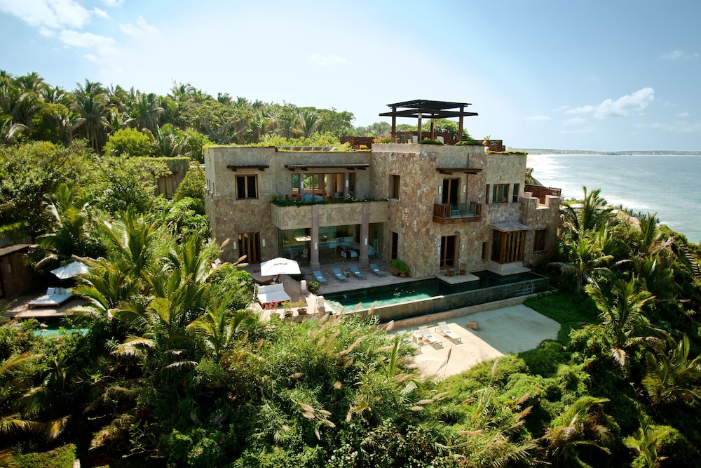 Villa (Jaguar)