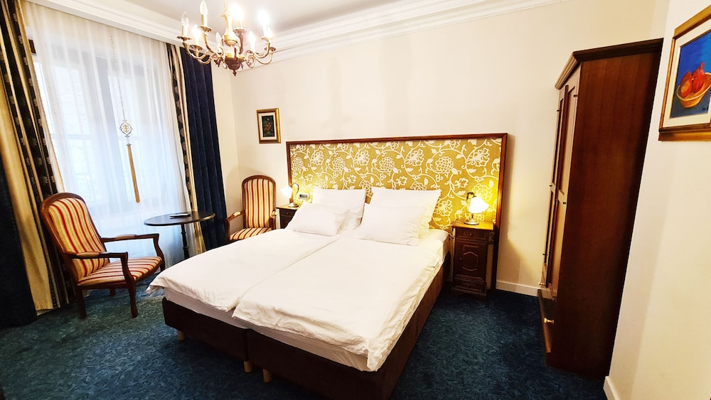 Standard Double Room photo 3