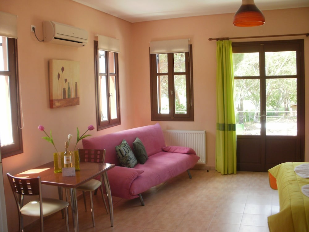 Apartment photo 3