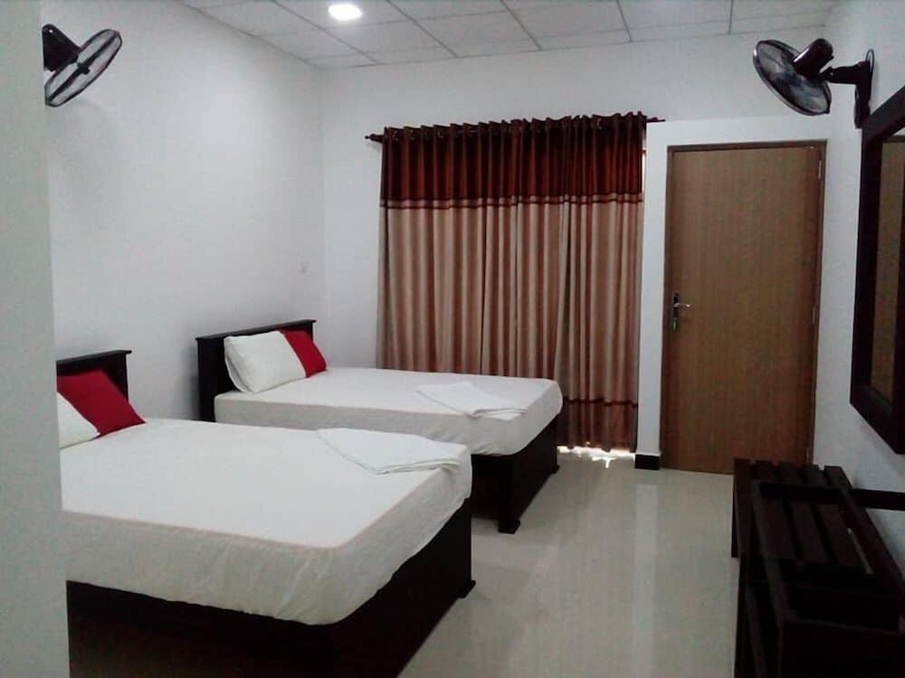 Standard Twin Room photo 2