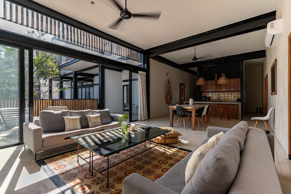 Panoramic Apartment, Multiple Beds, Non Smoking (9)
