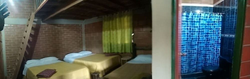 Family Room, Multiple Beds photo 1