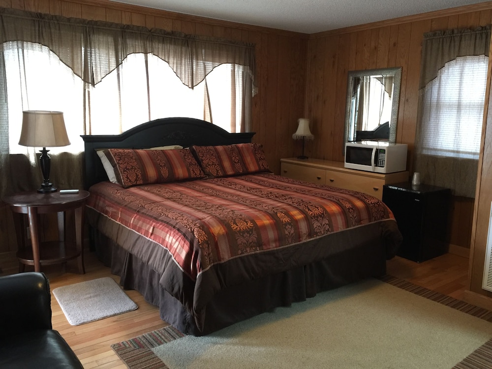 Honeymoon Room, Annex Building