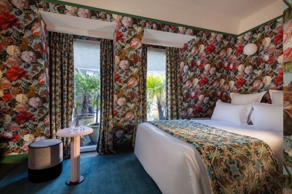 Executive Suite (with spa access)