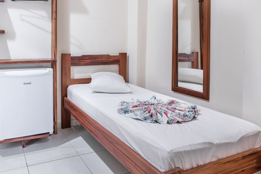 Basic Twin Room photo 1