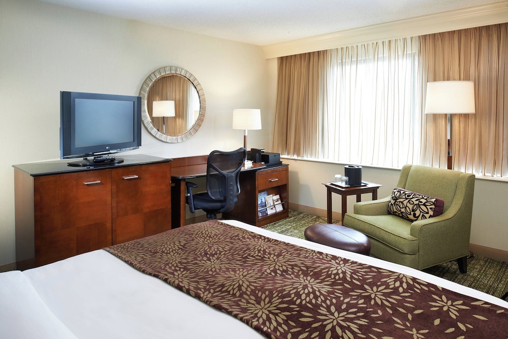 Concierge Room, Room, 1 King Bed - Photo 1