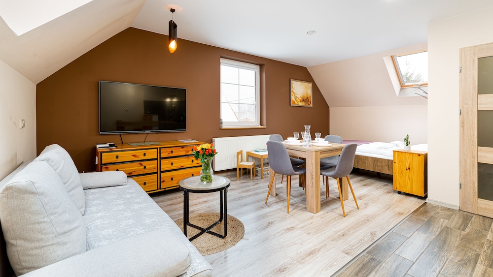 Studio Suite (6b) photo 1