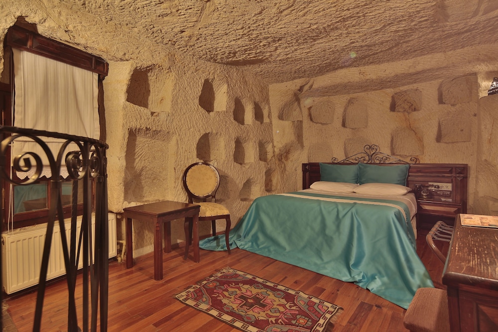 Standard Double or Twin Room - Photo 4