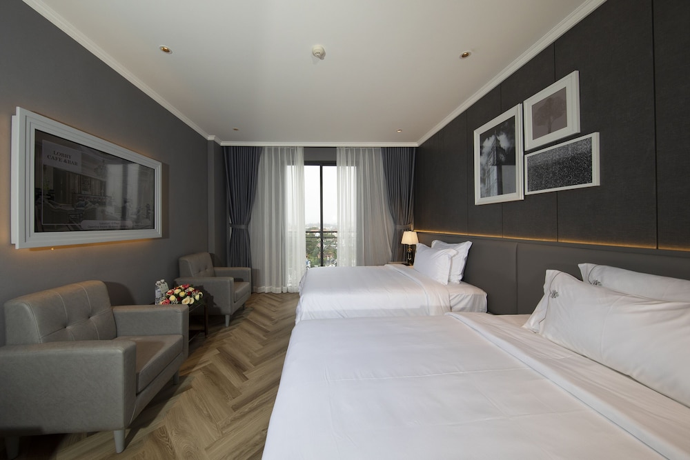 Deluxe Twin Room, Hill View - Photo 6