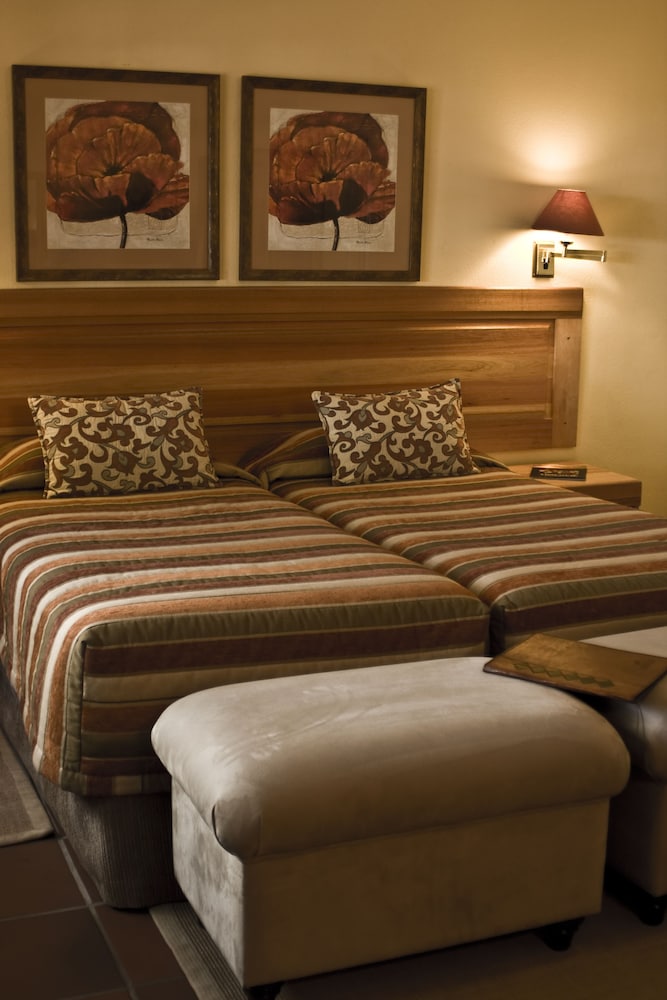 Classic Twin Room - Photo 6