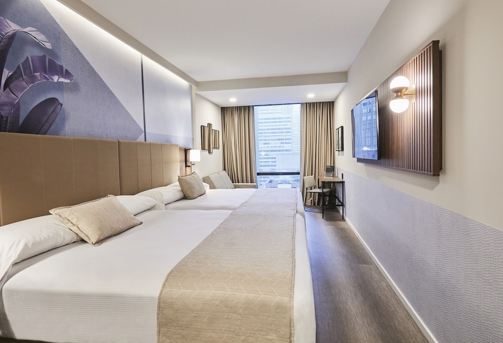 Deluxe Room, Multiple Beds