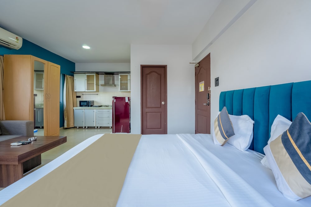 Deluxe Studio, Balcony - Photo 4