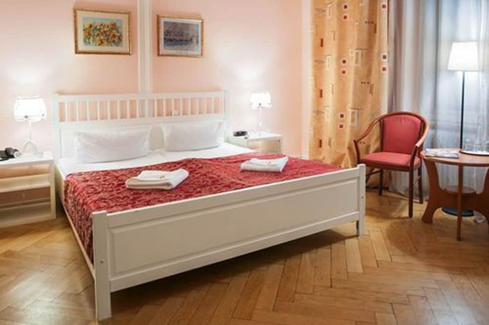 Triple Room photo 3