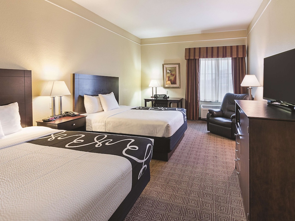 Room, 2 Queen Beds, Non Smoking photo 2