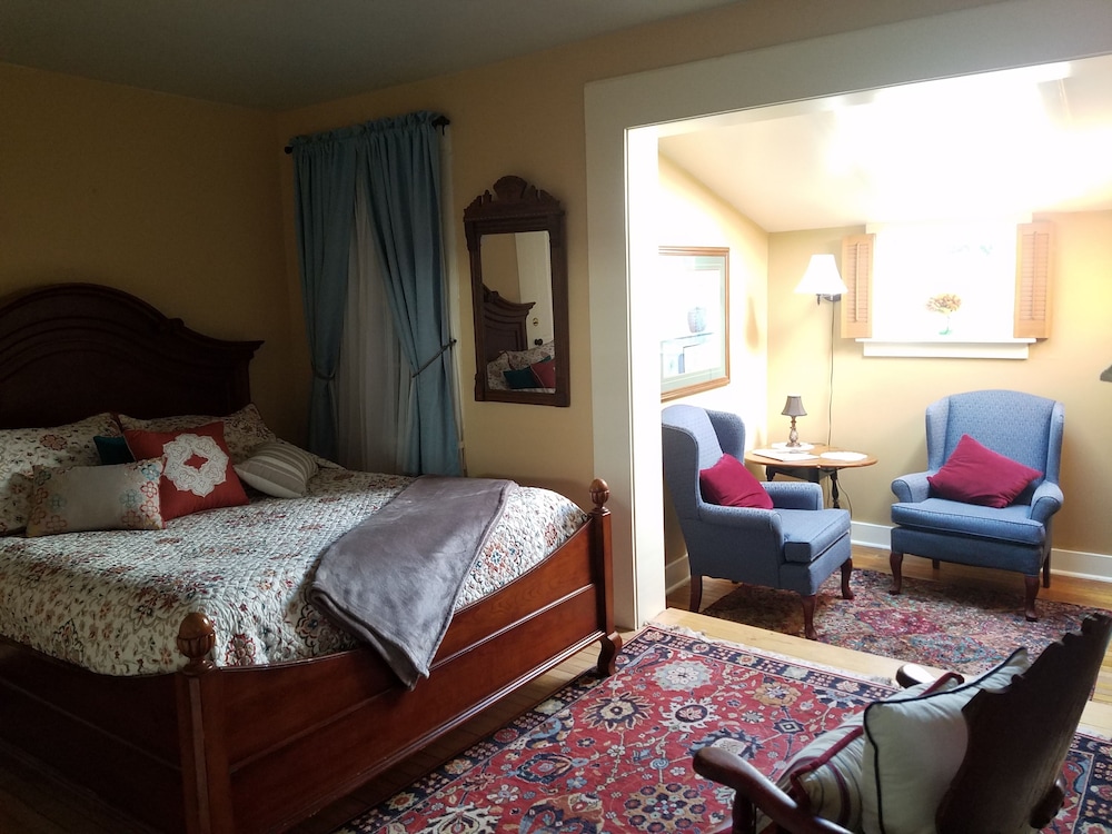 Room, Private Bathroom (1. The West Room) photo 3